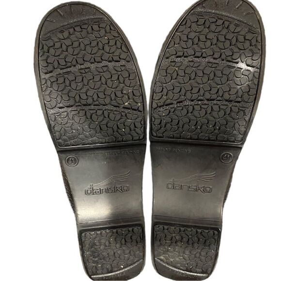 Dansko Pro XP Black Floral Tooled Nursing Clogs - Picture 10 of 17